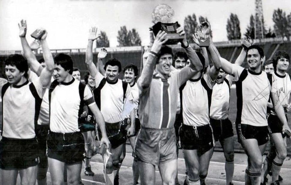 Ботев Пловдив триумфира с купата на Съветската армия през 1981 година след победа над Пирин Благоевград