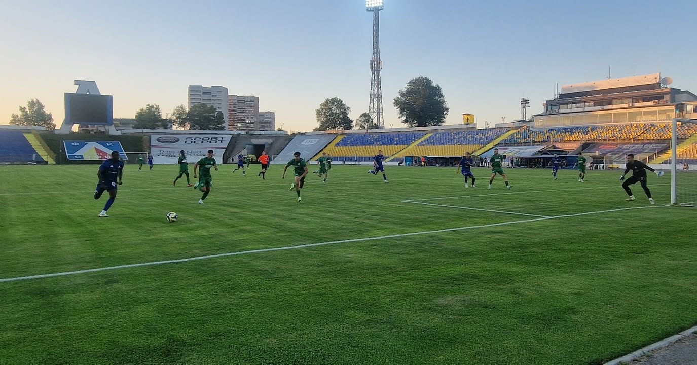 Берое отстъпи с 2:3 на Левски в контрола на "Герена"