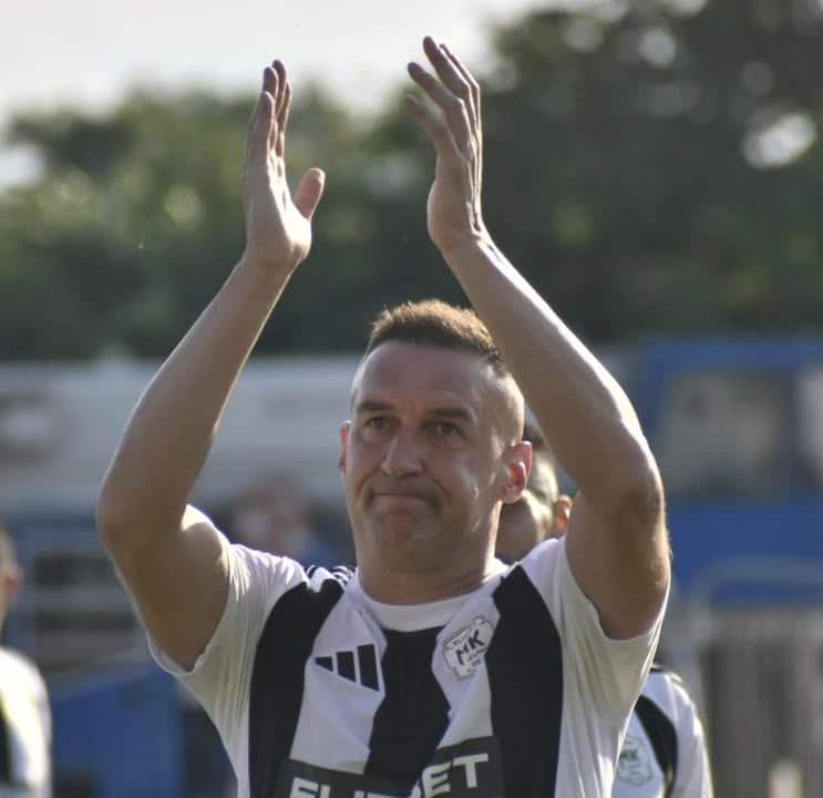 Мартин Камбуров празнува 45-ия си рожден ден като шампион с Локомотив Пловдив!