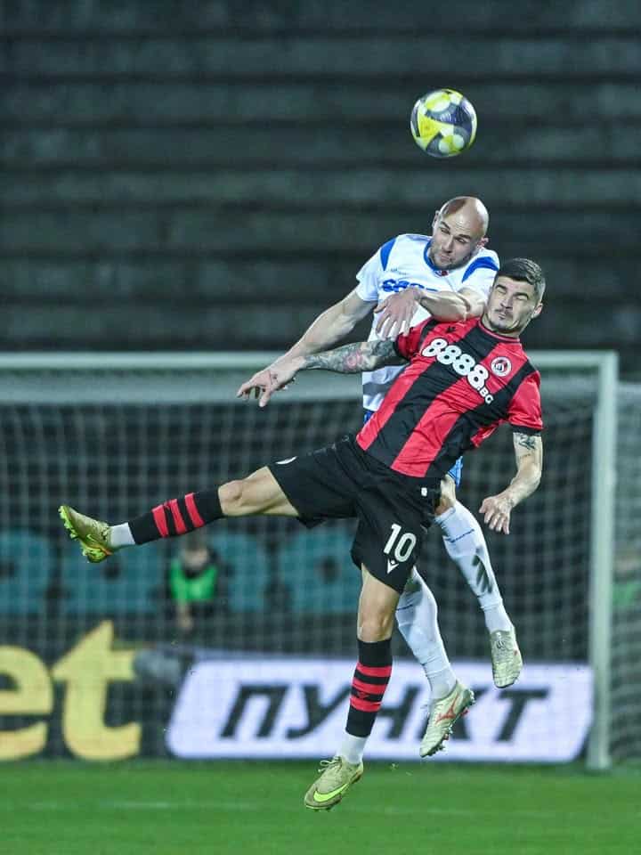 Септември (София) загуби тежко от Локомотив в отложен мач с 3:0