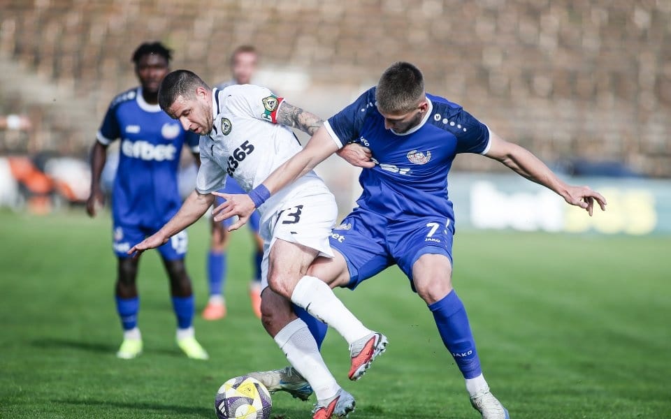 Монтана пак не вкара и взе само точка от Славия — отново ще срещне "белите" в плейофите за оцеляване